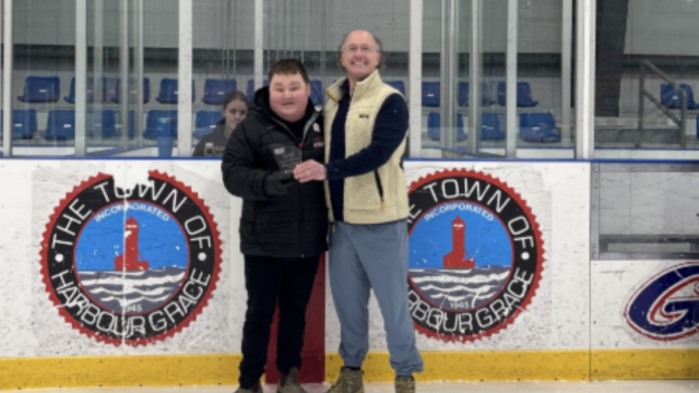 Munn Insurance U15 AAA Coach of the Year Award winner